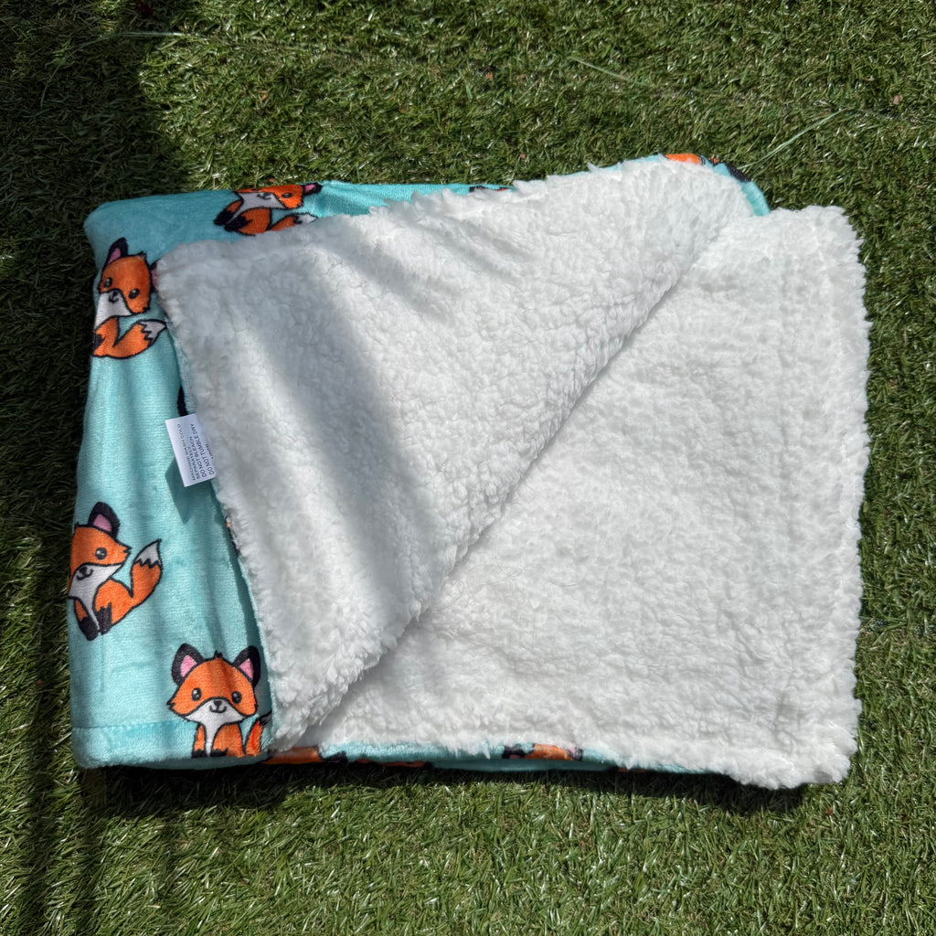 Blue dog blanket with foxes - Fur & Fox