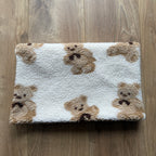 Handgemaakt - Bear hondenkleedje beige met beertjes